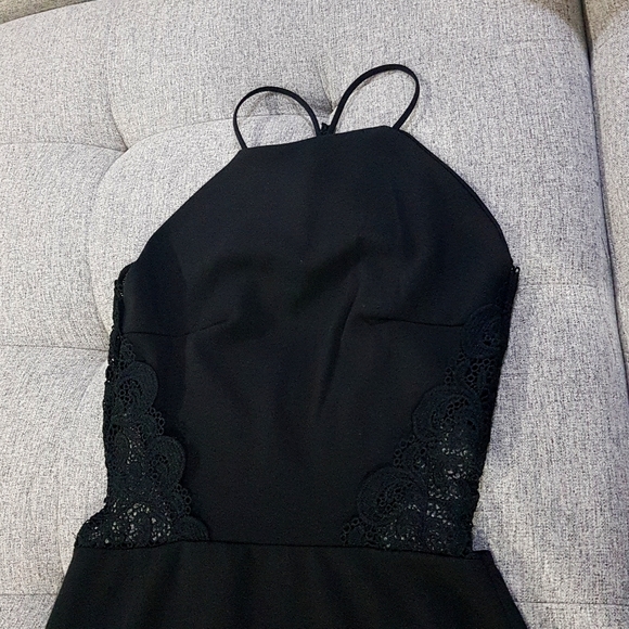 Missguided Petite Lace Back Cut Out Bodycon Mini Dress (Black, US 4) - Picture 4 of 9